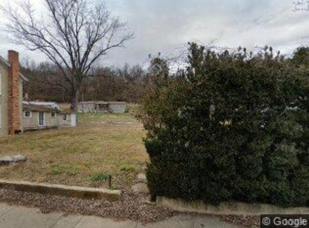Currently Displayed Property Photo