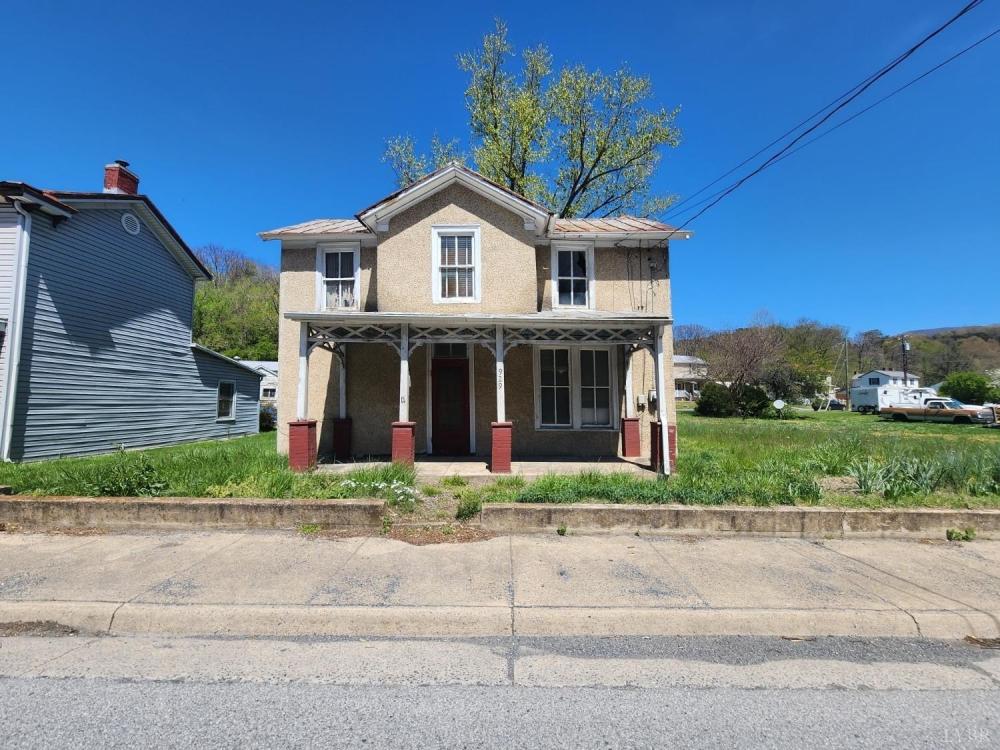 Currently Displayed Property Photo