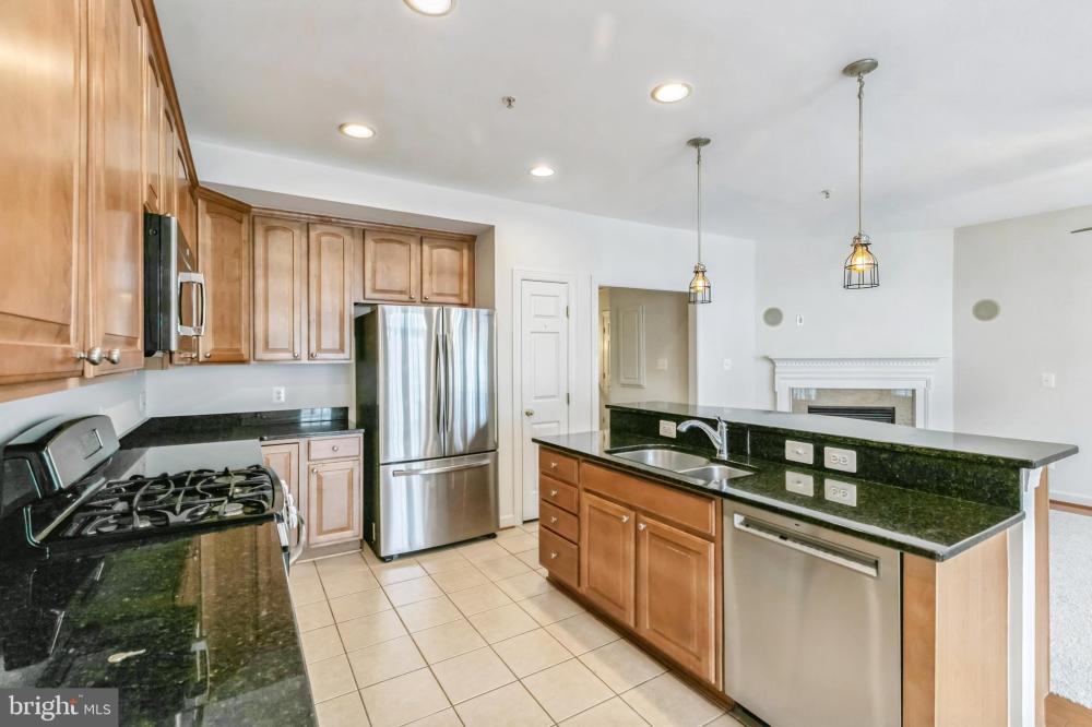 Currently Displayed Property Photo