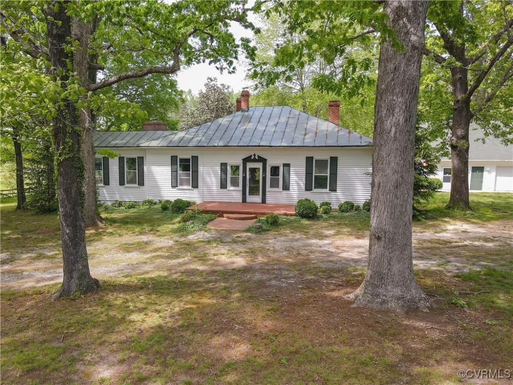 Currently Displayed Property Photo